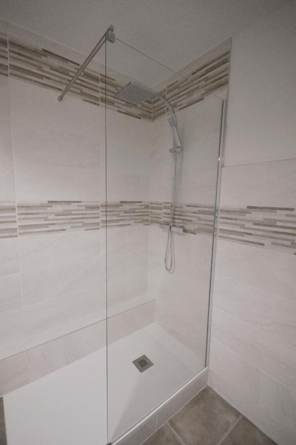 Joli Appartement Au Coeur D'Oyonnax Exterior foto